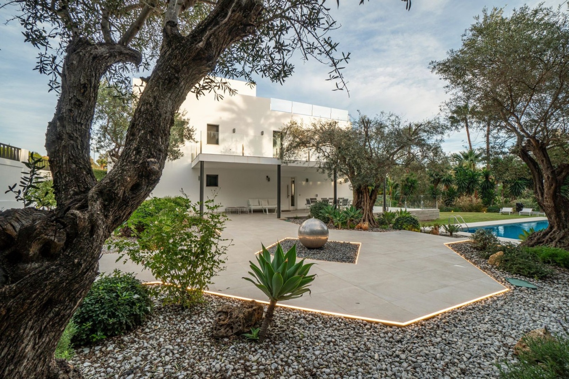 Rynek wtórny - Villa - Marbella - Nueva Andalucía