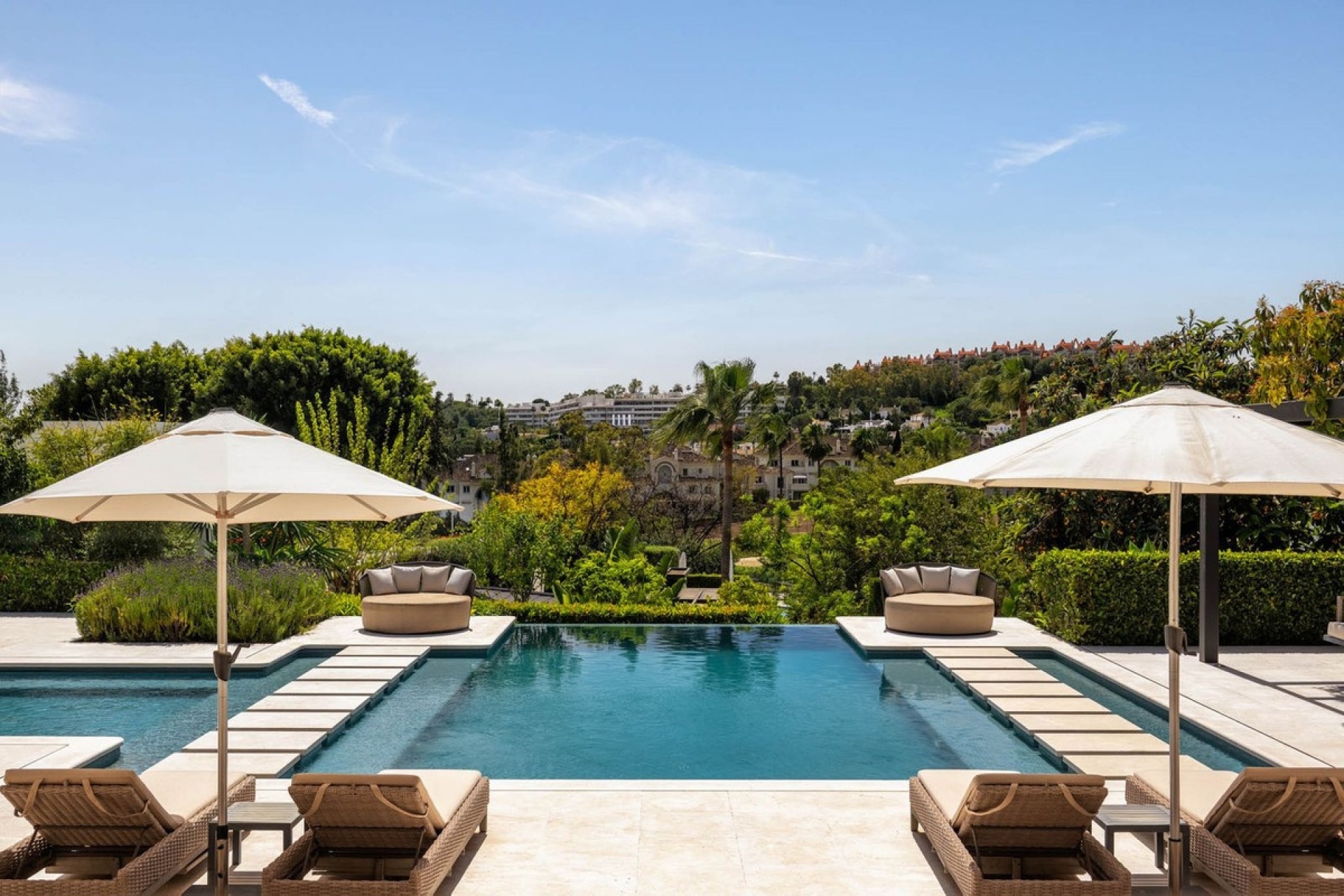 Rynek wtórny - Villa - Marbella - Nueva Andalucía