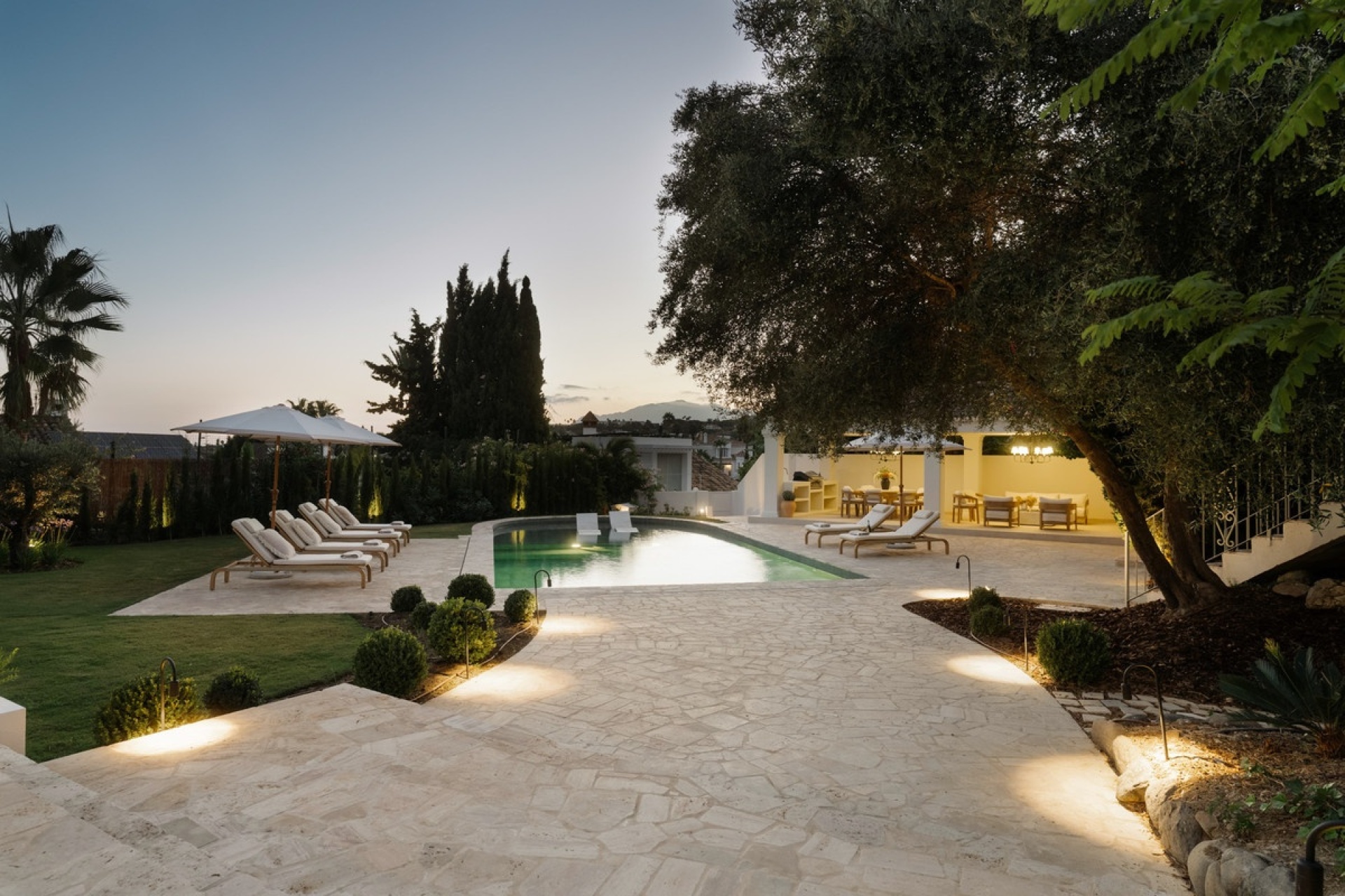 Rynek wtórny - Villa - Marbella - Nueva Andalucía