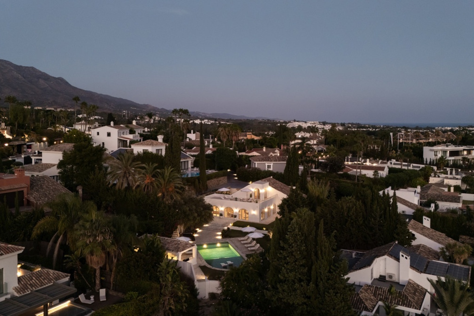 Rynek wtórny - Villa - Marbella - Nueva Andalucía