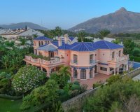 Rynek wtórny - Villa - Marbella - Nueva Andalucía