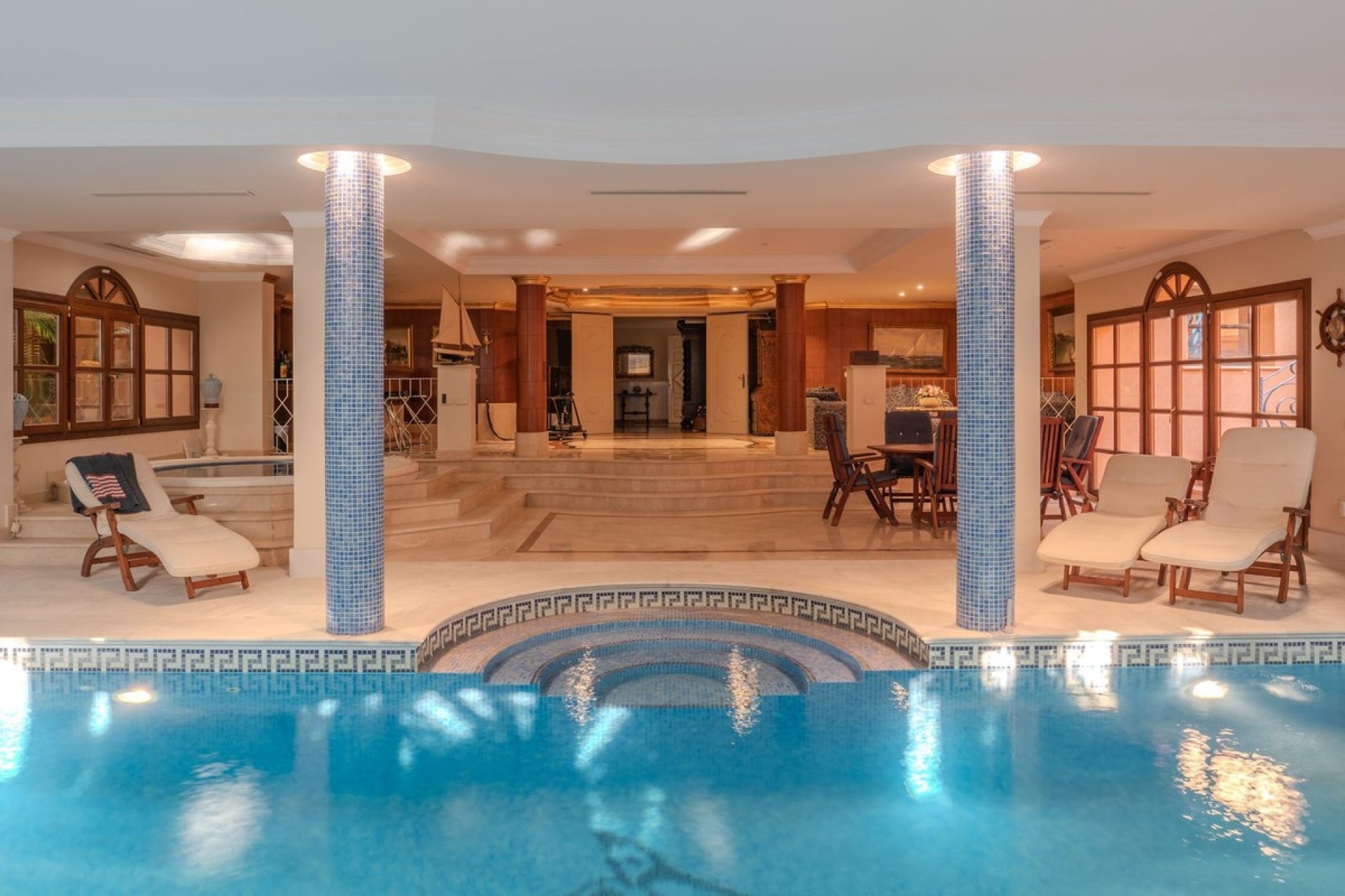Rynek wtórny - Villa - Marbella - Nueva Andalucía