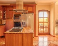 Rynek wtórny - Villa - Marbella - Nueva Andalucía
