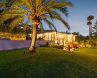 Rynek wtórny - Villa - Marbella - Nueva Andalucía