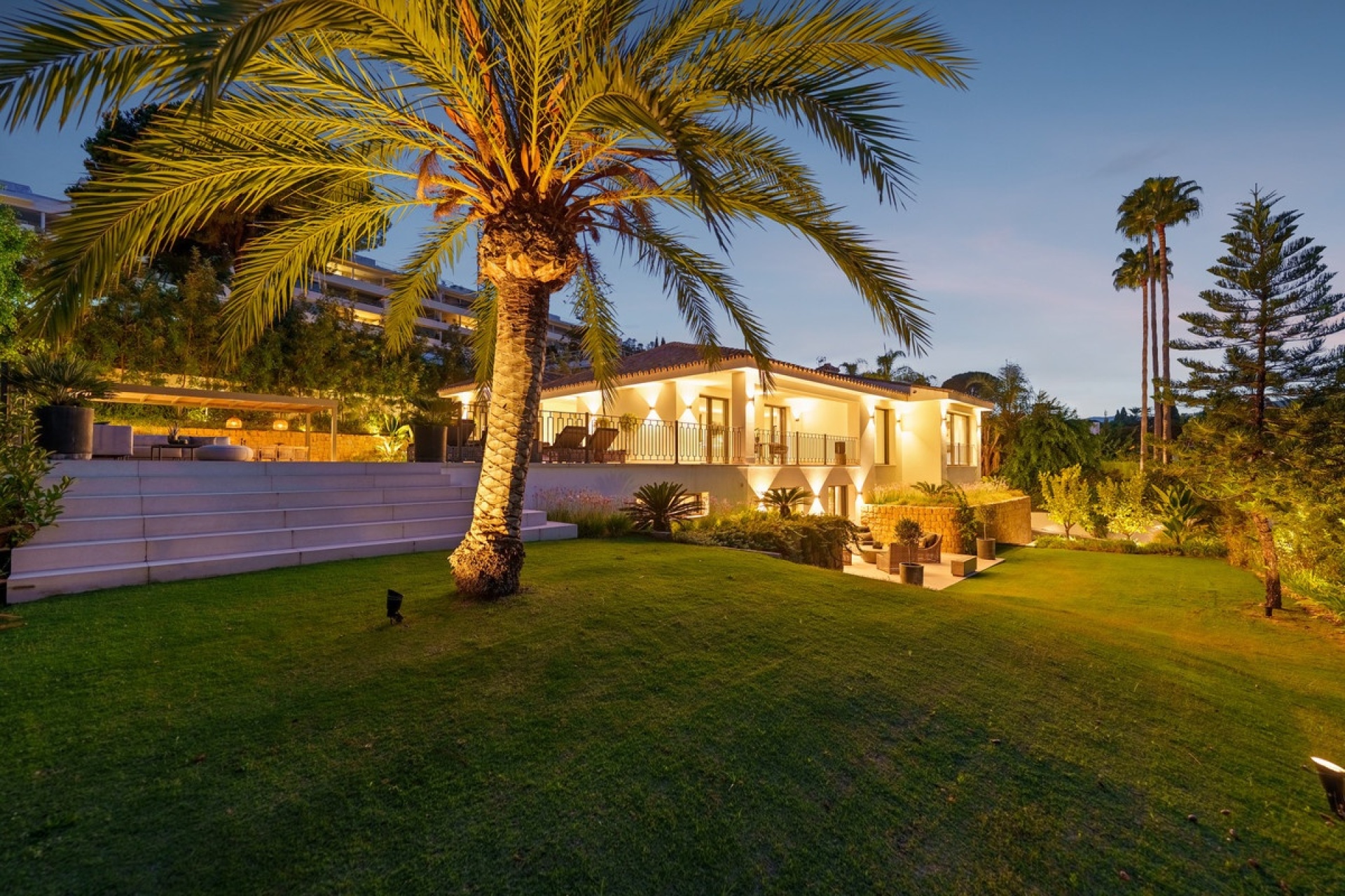 Rynek wtórny - Villa - Marbella - Nueva Andalucía
