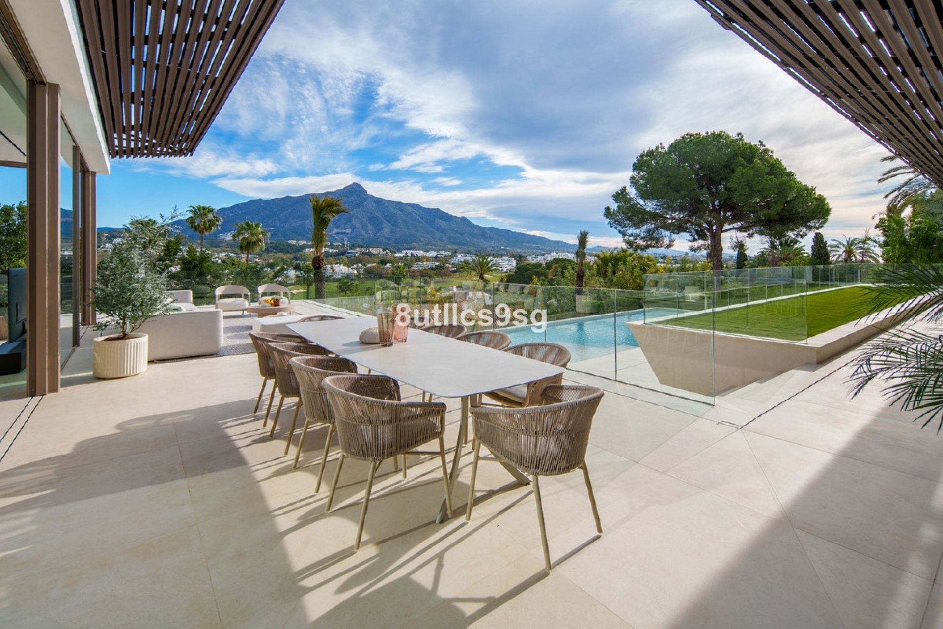 Rynek wtórny - Villa - Marbella - Nueva Andalucía