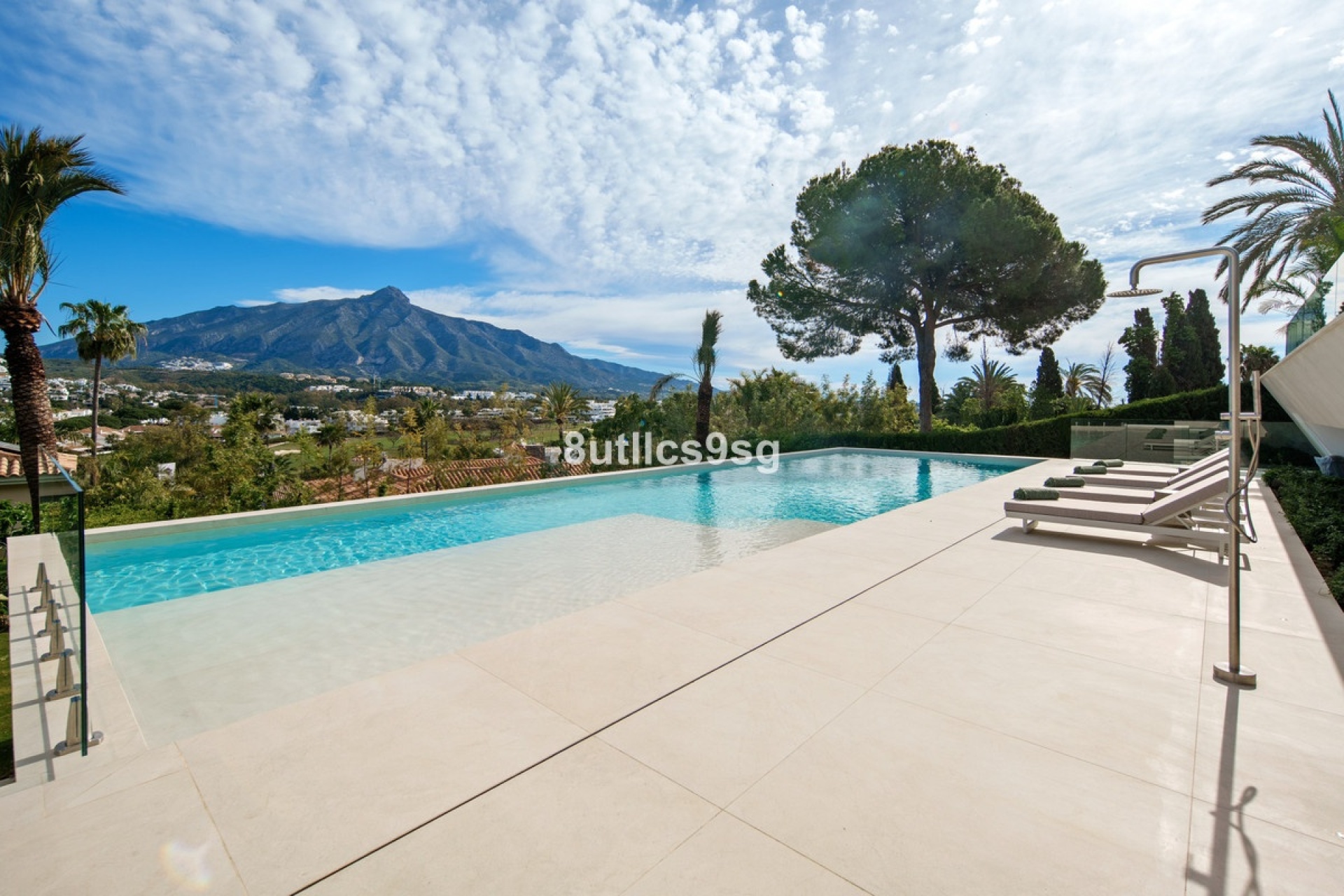 Rynek wtórny - Villa - Marbella - Nueva Andalucía
