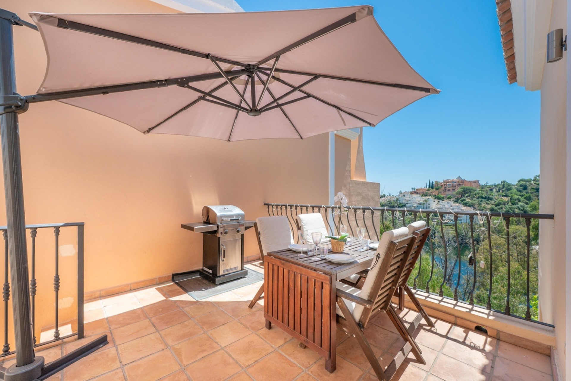 Rynek wtórny - Villa - Marbella - Nueva Andalucía