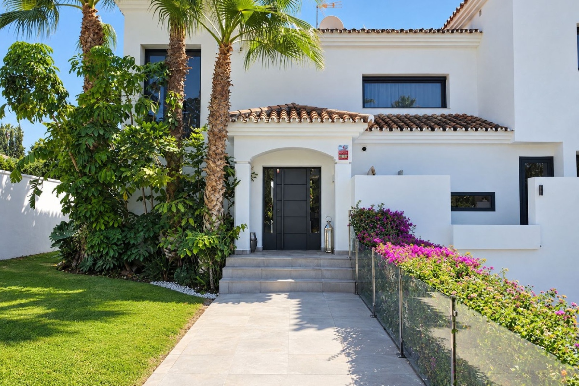 Rynek wtórny - Villa - Marbella - Nueva Andalucía