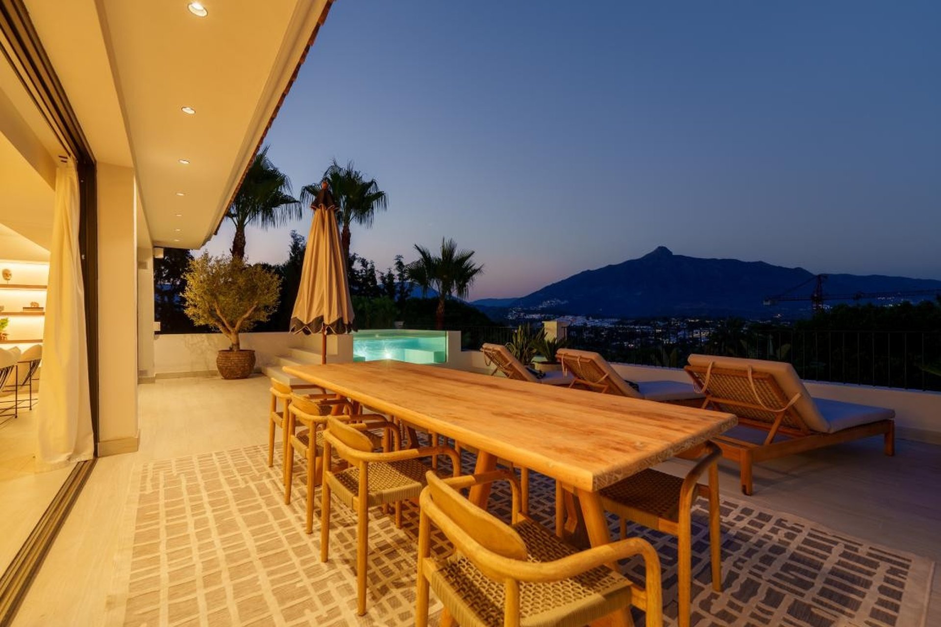 Rynek wtórny - Villa - Marbella - Nueva Andalucía