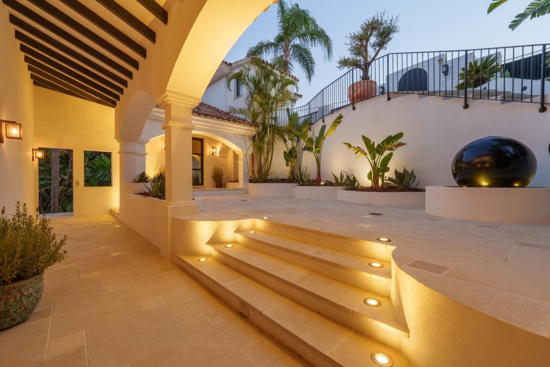 Rynek wtórny - Villa - Marbella - Nueva Andalucía
