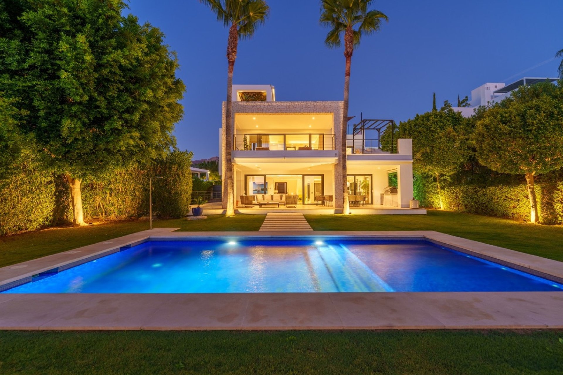 Rynek wtórny - Villa - Marbella - Nueva Andalucía