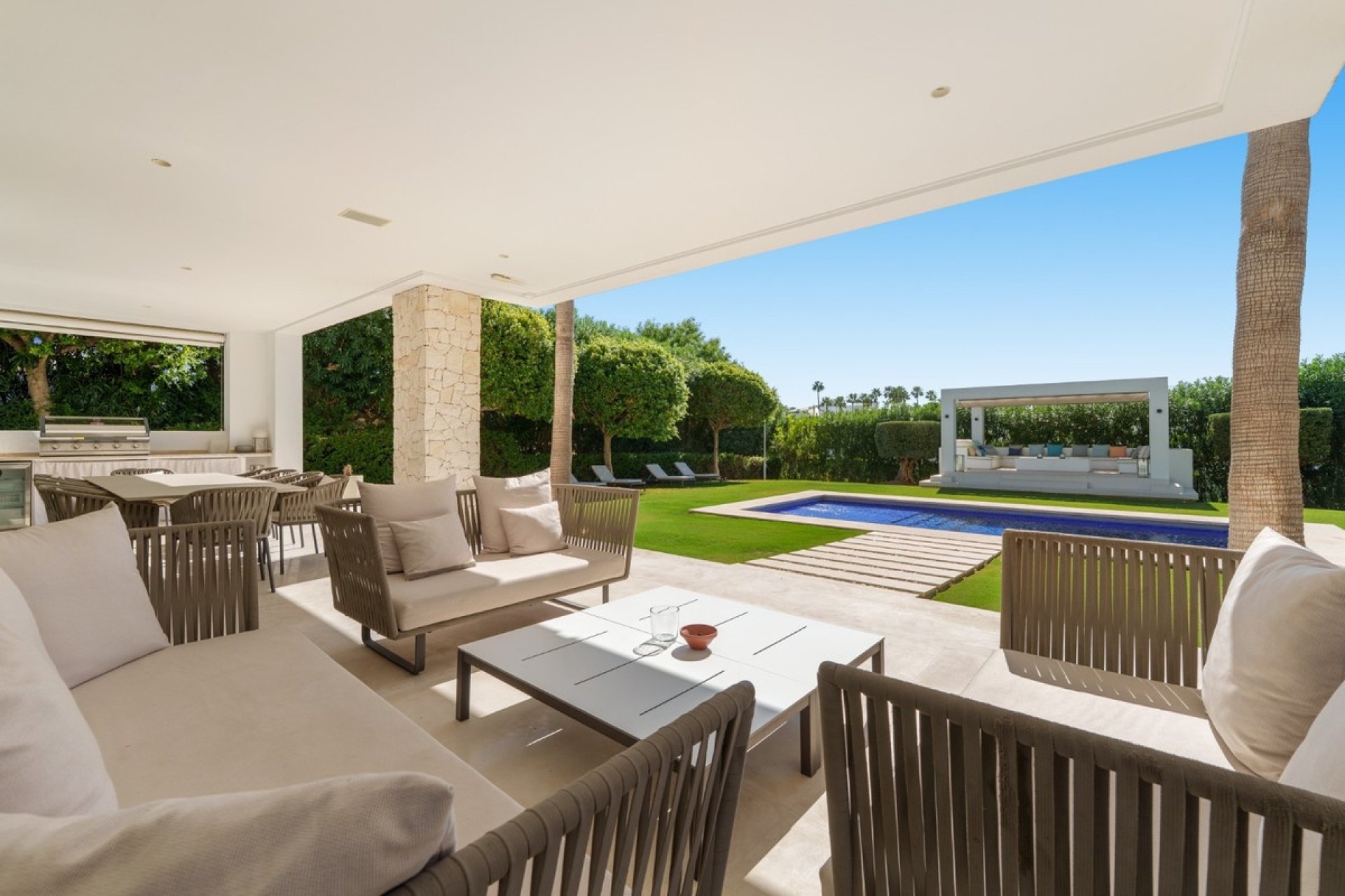 Rynek wtórny - Villa - Marbella - Nueva Andalucía
