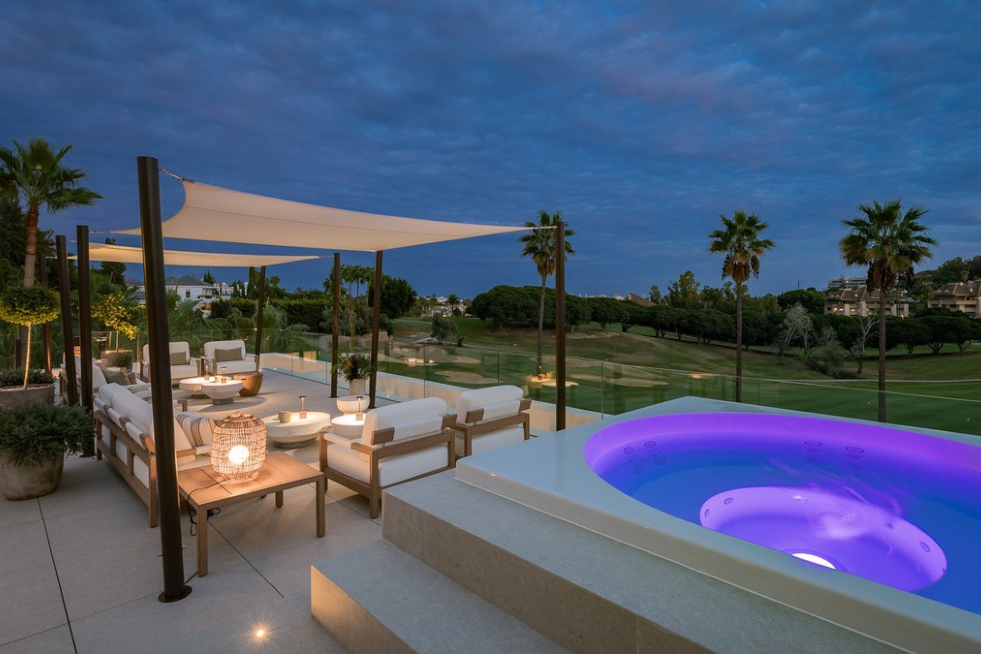 Rynek wtórny - Villa - Marbella - Nueva Andalucía