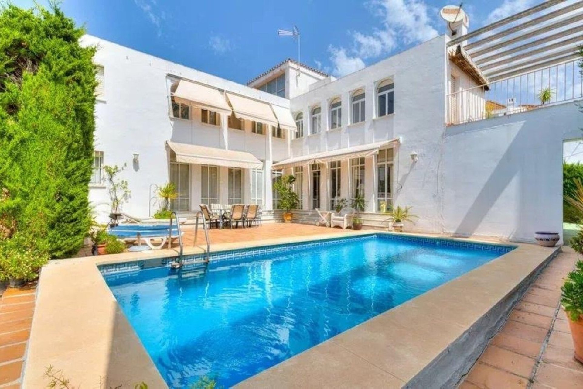 Rynek wtórny - Villa - Marbella - Nueva Andalucía