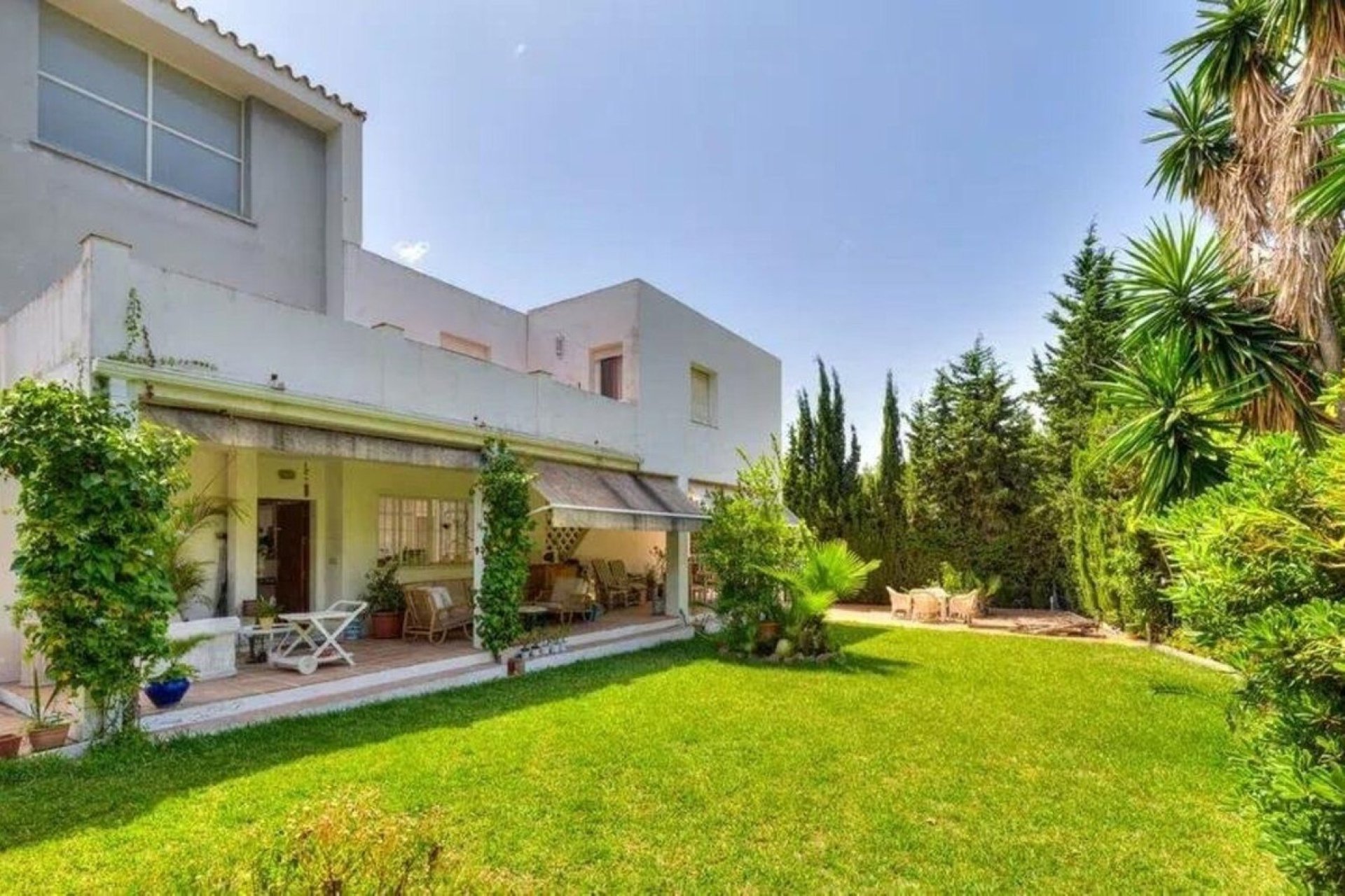 Rynek wtórny - Villa - Marbella - Nueva Andalucía