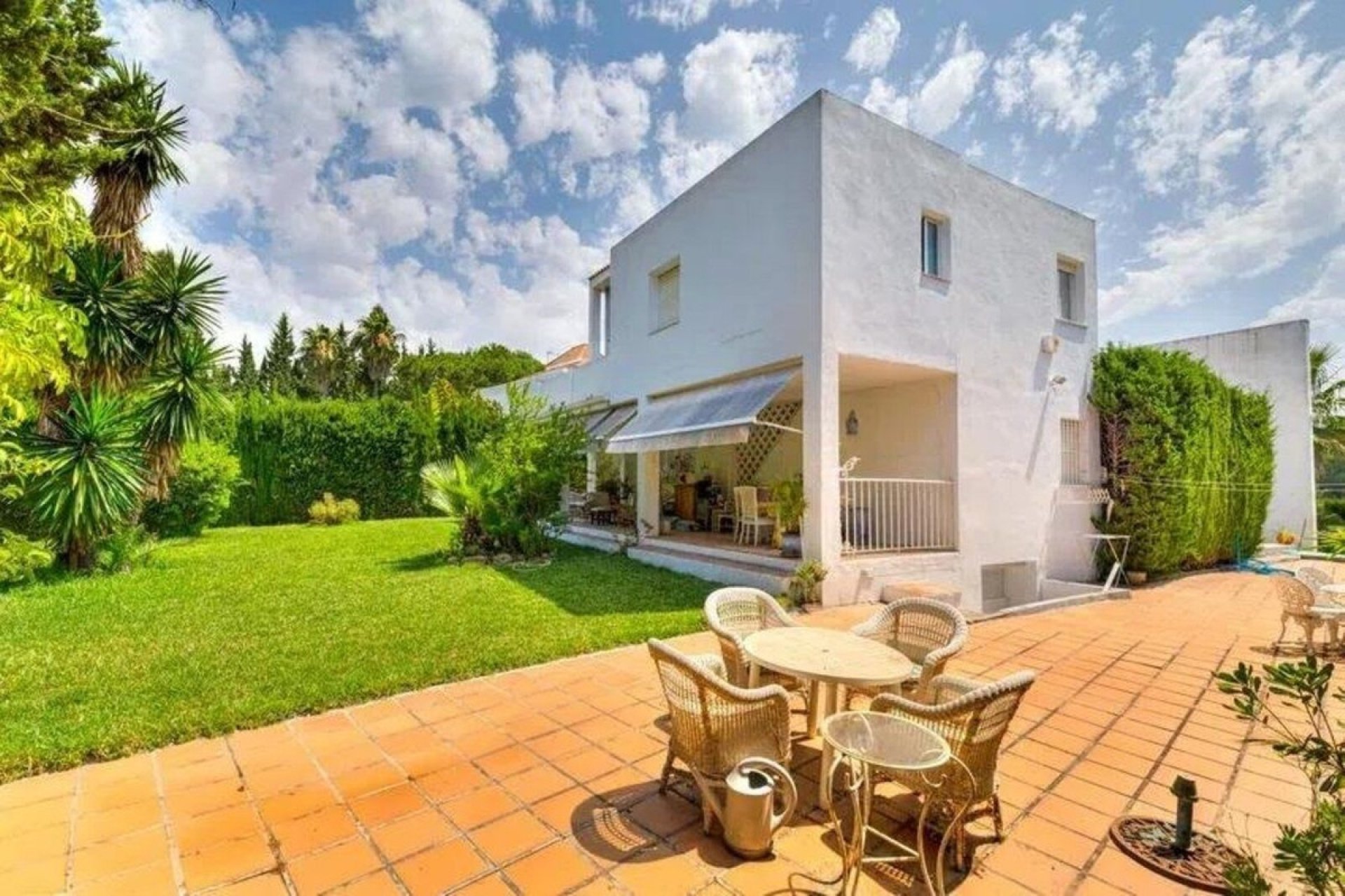 Rynek wtórny - Villa - Marbella - Nueva Andalucía