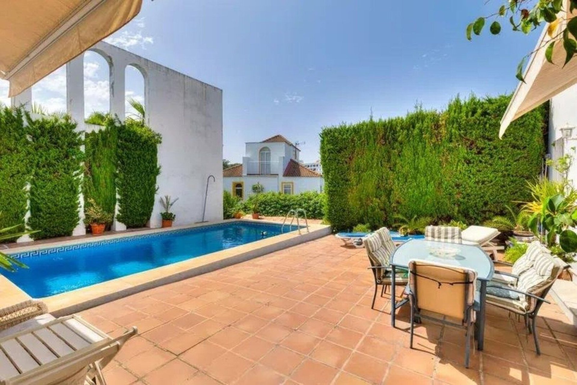 Rynek wtórny - Villa - Marbella - Nueva Andalucía