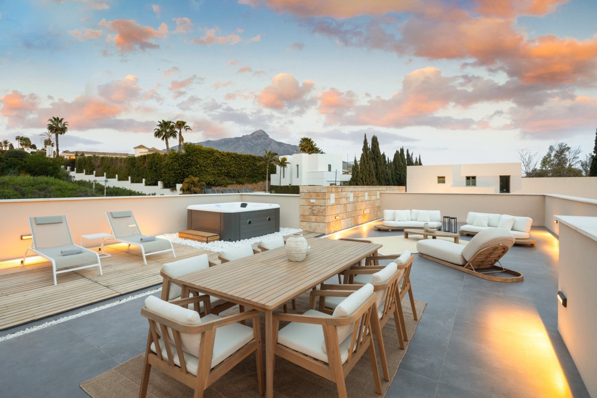 Rynek wtórny - Villa - Marbella - Nueva Andalucía
