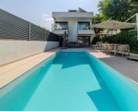 Rynek wtórny - Villa - Marbella - Puerto Banús