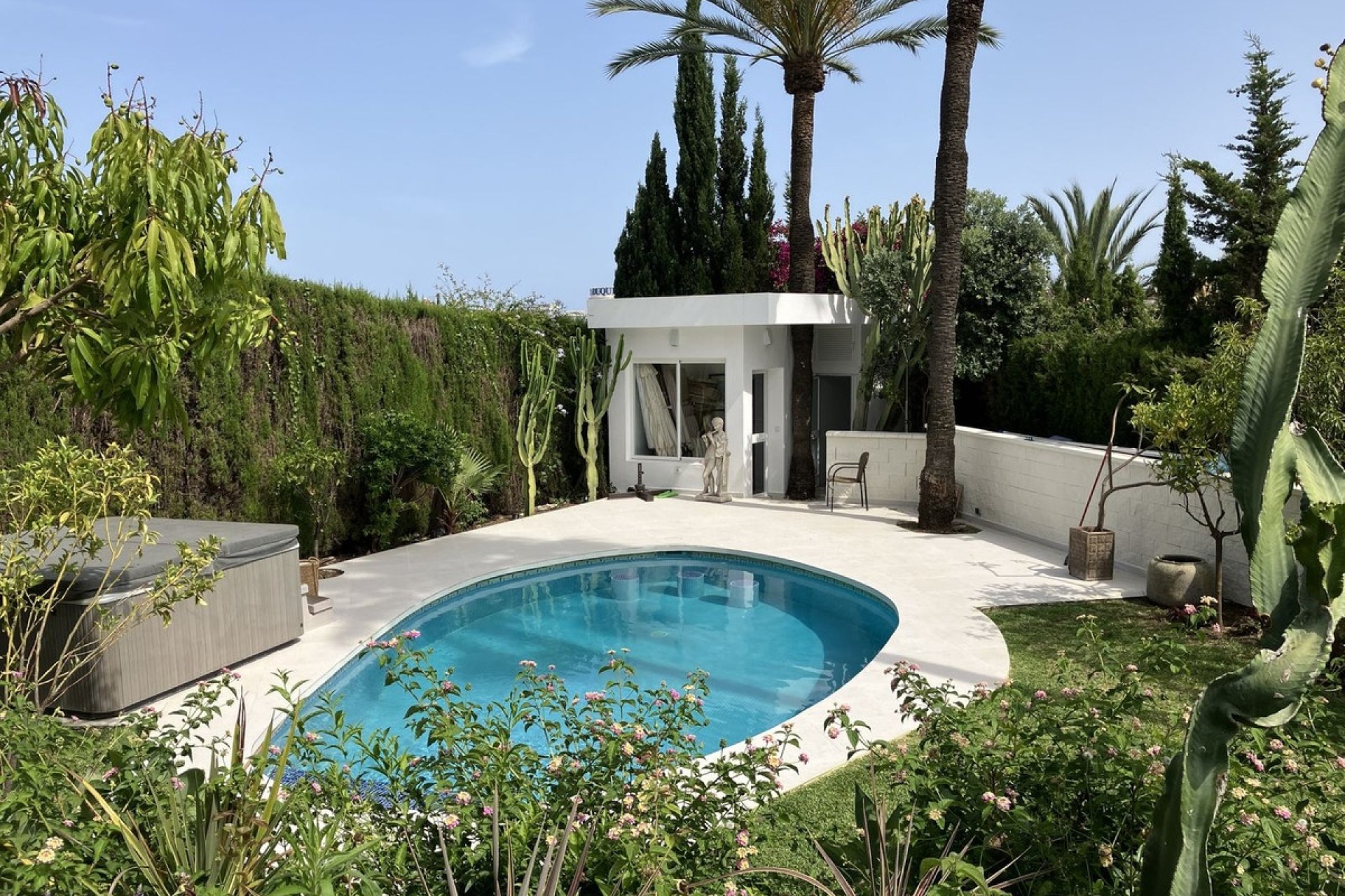 Rynek wtórny - Villa - Marbella - Puerto Banús