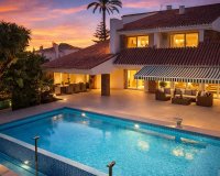 Rynek wtórny - Villa - Marbella - Puerto Banús