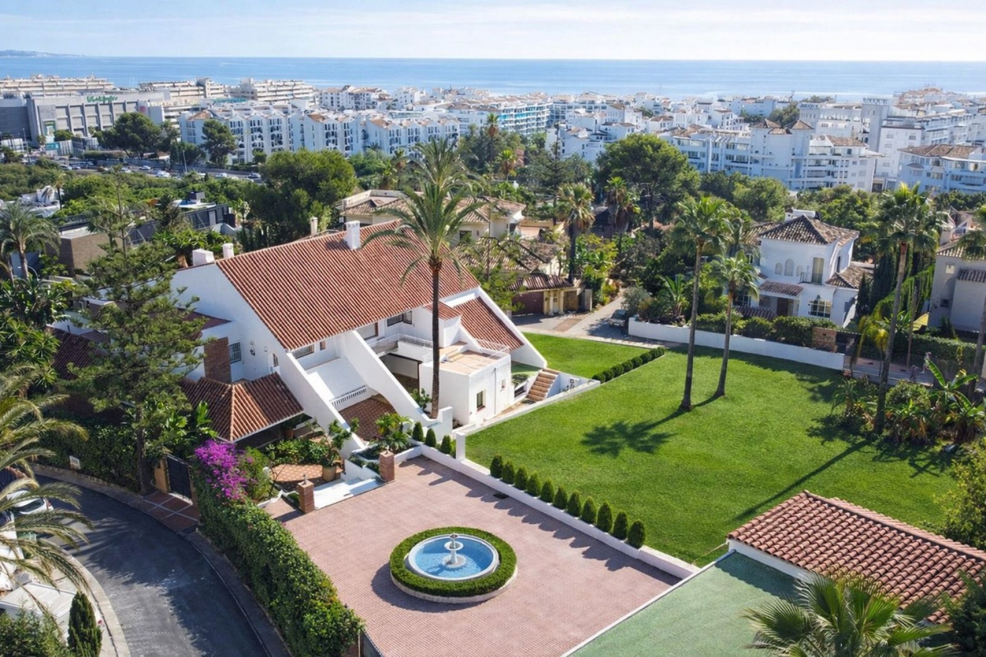 Rynek wtórny - Villa - Marbella - Puerto Banús