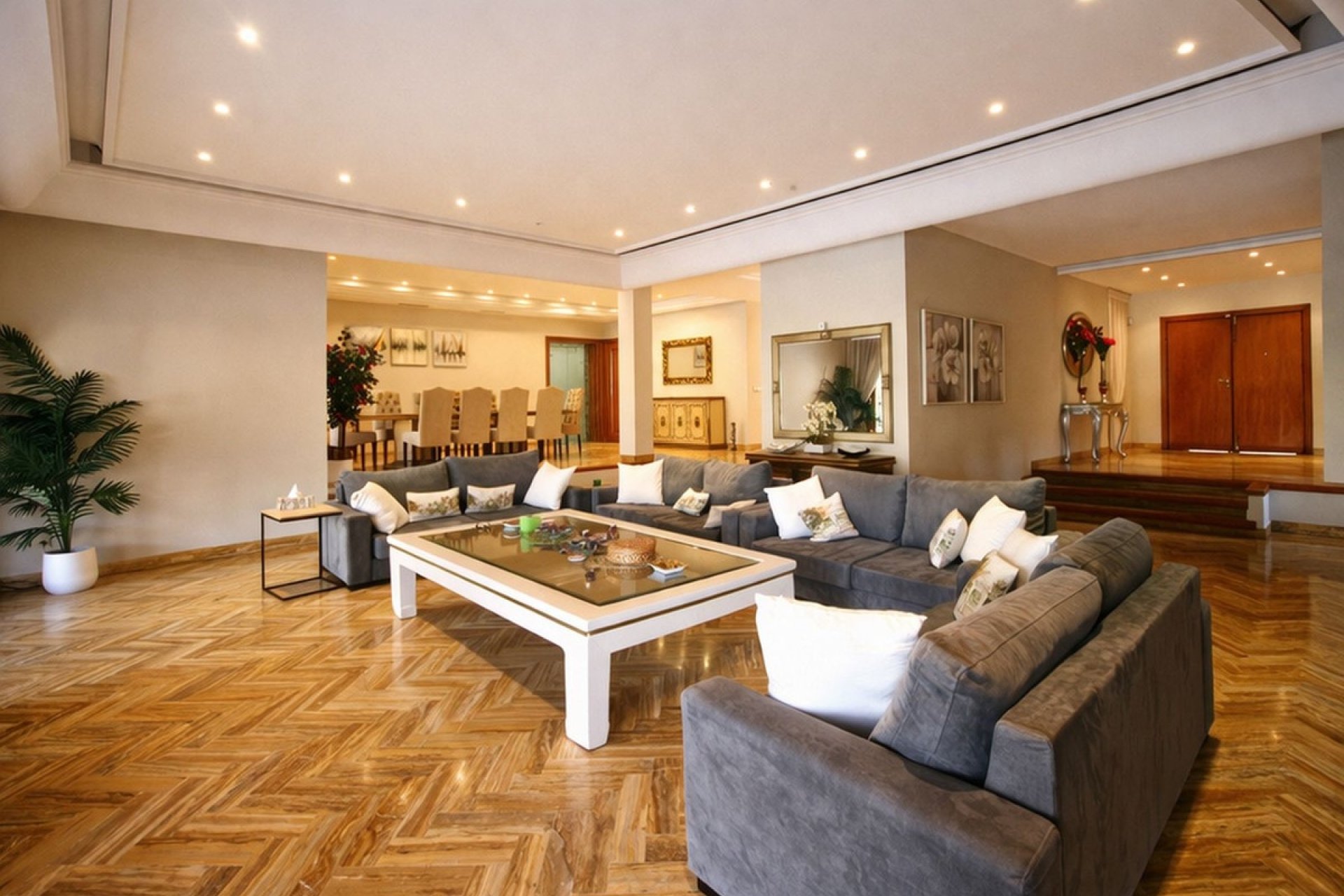 Rynek wtórny - Villa - Marbella - Puerto Banús