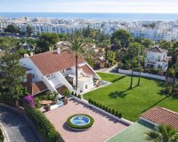 Rynek wtórny - Villa - Marbella - Puerto Banús