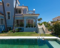 Rynek wtórny - Villa - Marbella - Puerto Banús