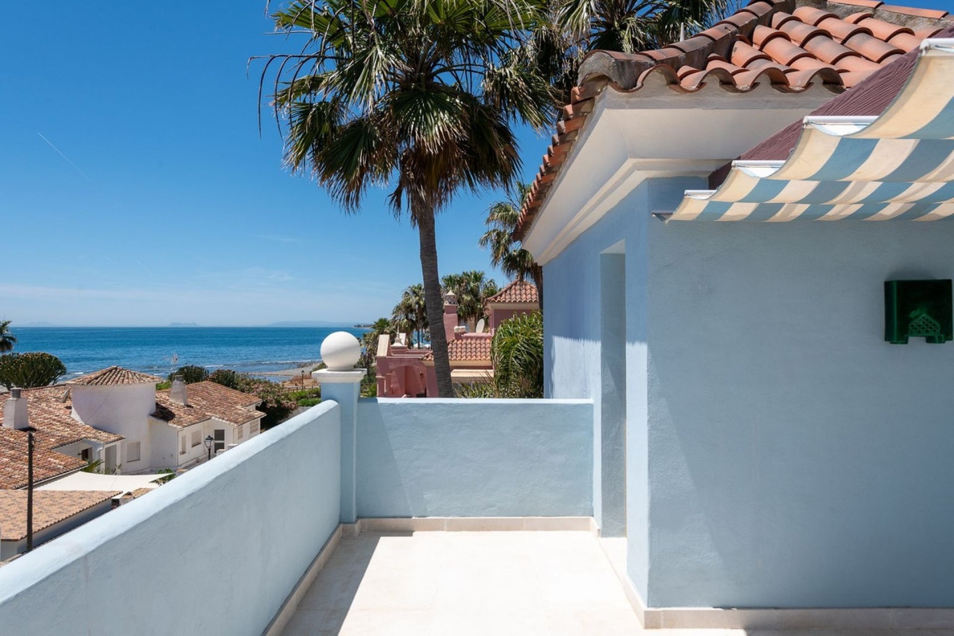 Rynek wtórny - Villa - Marbella - Puerto Banús