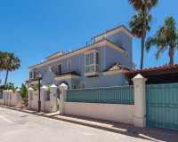 Rynek wtórny - Villa - Marbella - Puerto Banús