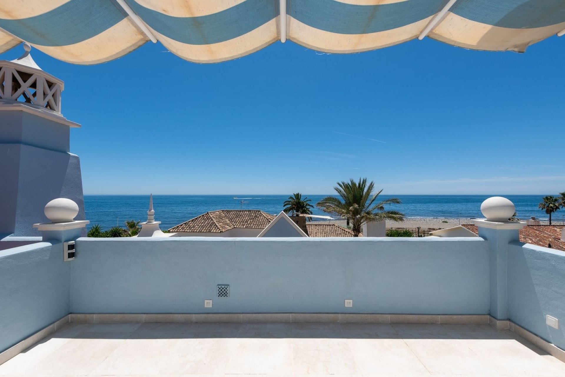 Rynek wtórny - Villa - Marbella - Puerto Banús