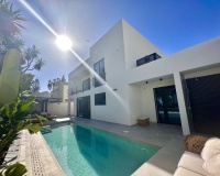 Rynek wtórny - Villa - Marbella - Puerto Banús