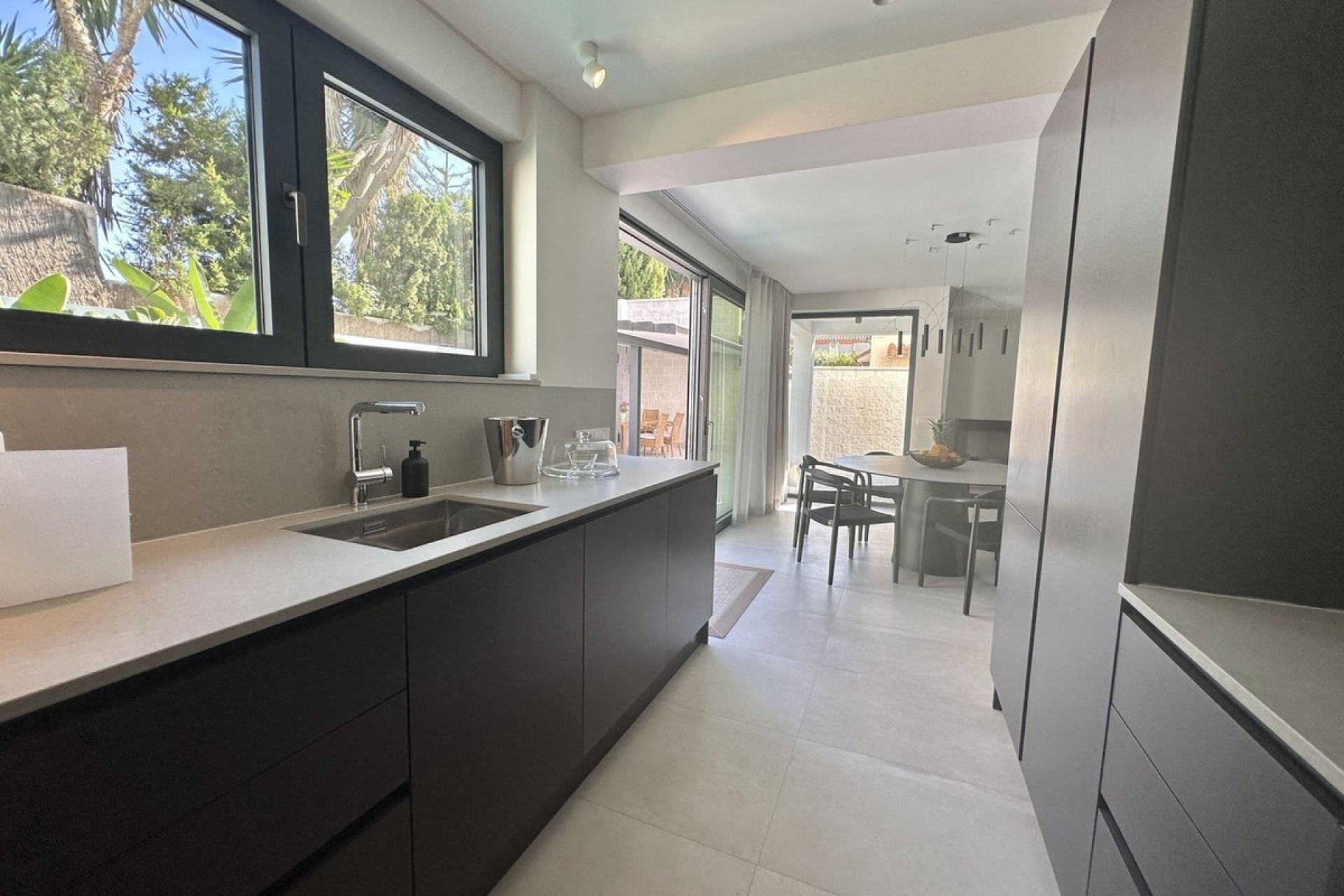 Rynek wtórny - Villa - Marbella - Puerto Banús