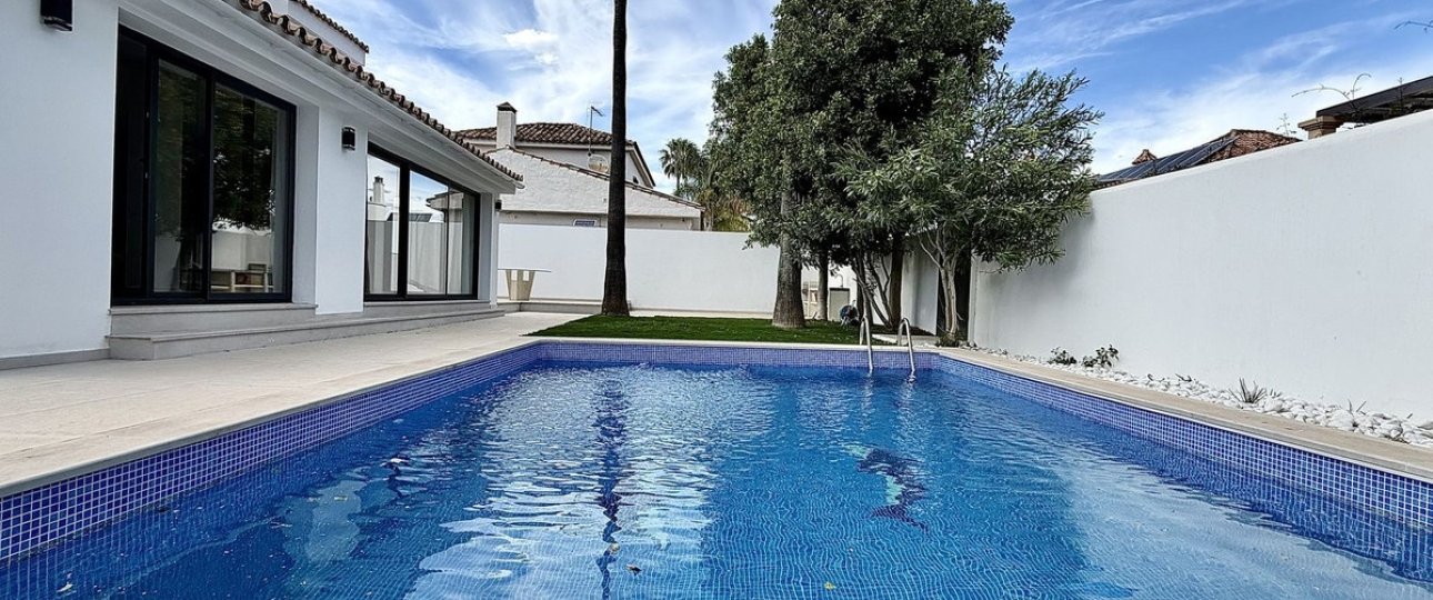 Rynek wtórny - Villa - Marbella - Puerto Banús