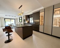 Rynek wtórny - Villa - Marbella - Puerto Banús