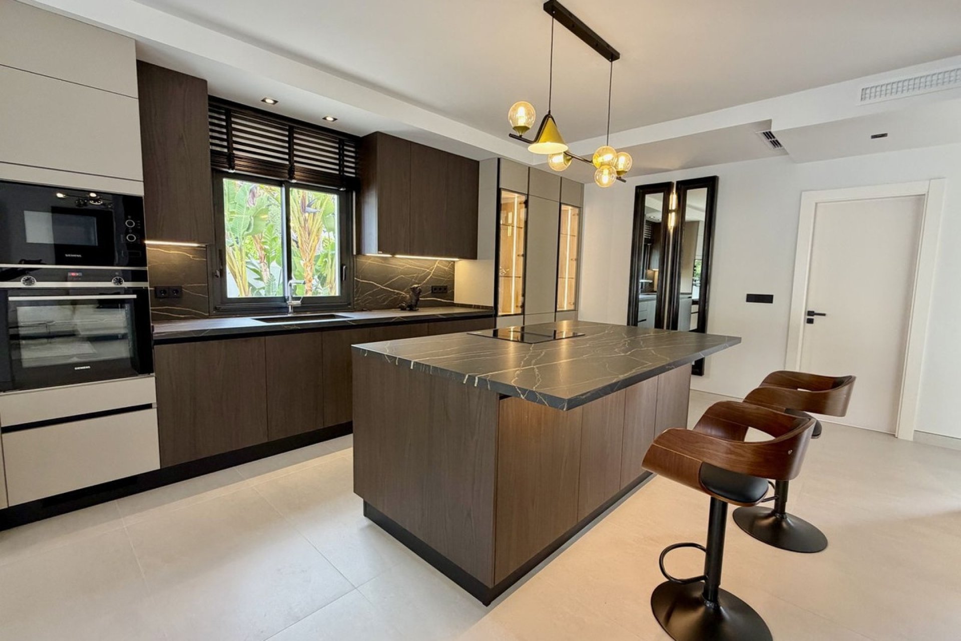 Rynek wtórny - Villa - Marbella - Puerto Banús