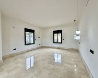 Rynek wtórny - Villa - Marbella - Puerto Banús