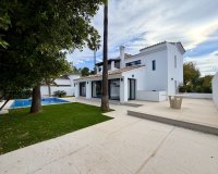 Rynek wtórny - Villa - Marbella - Puerto Banús
