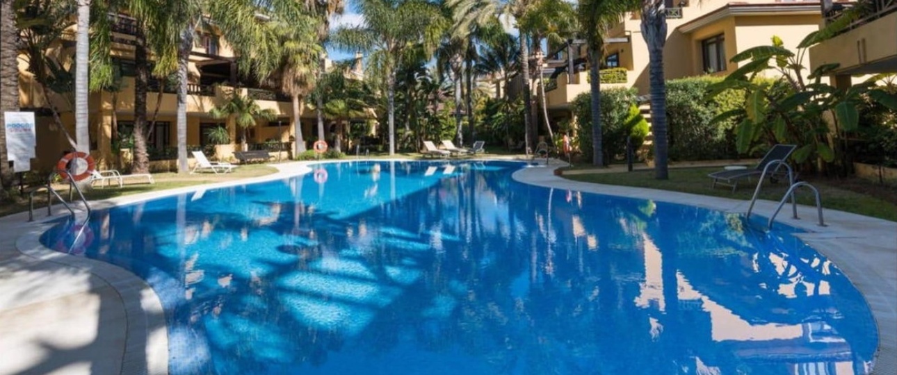 Rynek wtórny - Villa - Marbella - Puerto Banús
