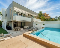 Rynek wtórny - Villa - Marbella - Puerto Banús
