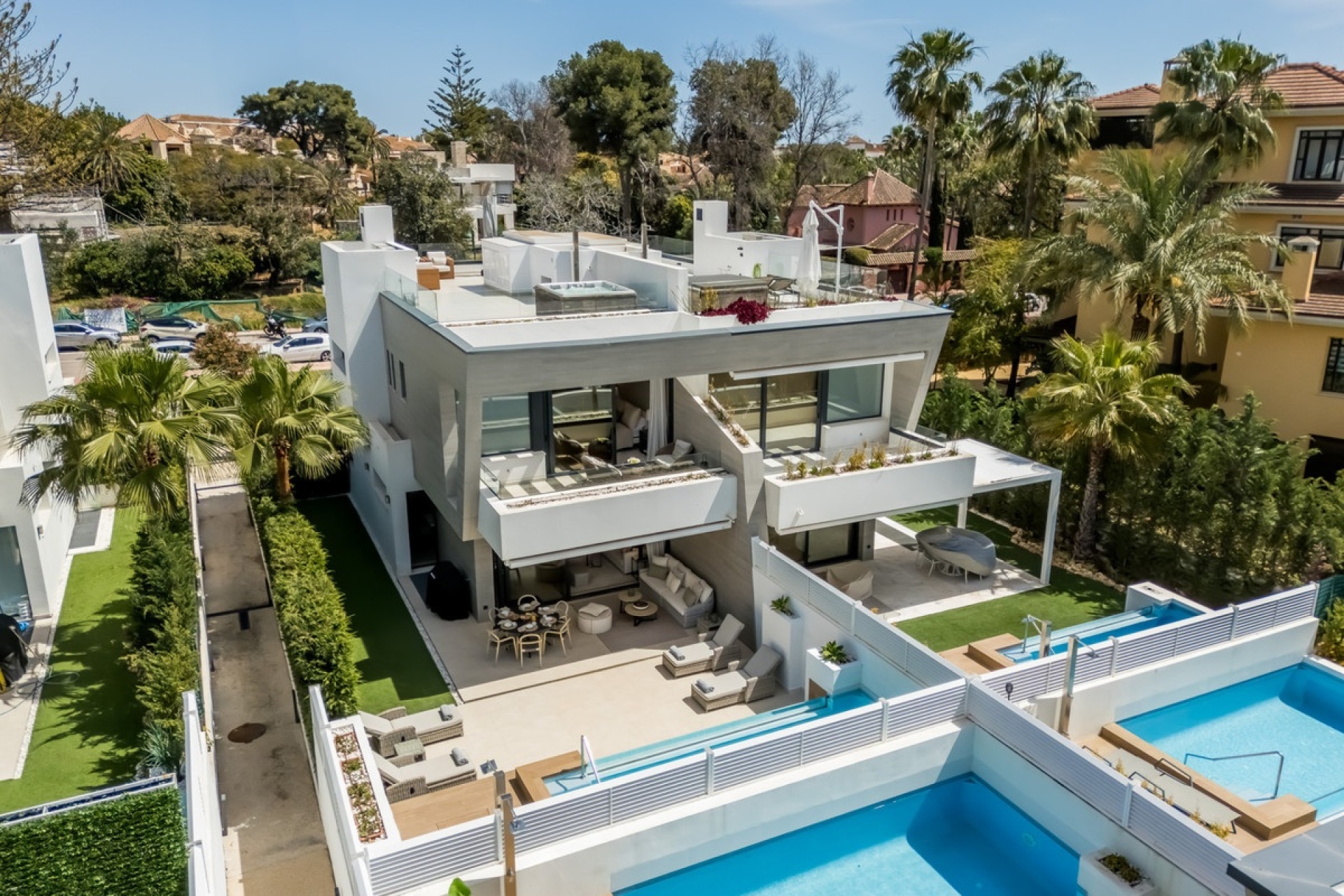 Rynek wtórny - Villa - Marbella - Puerto Banús