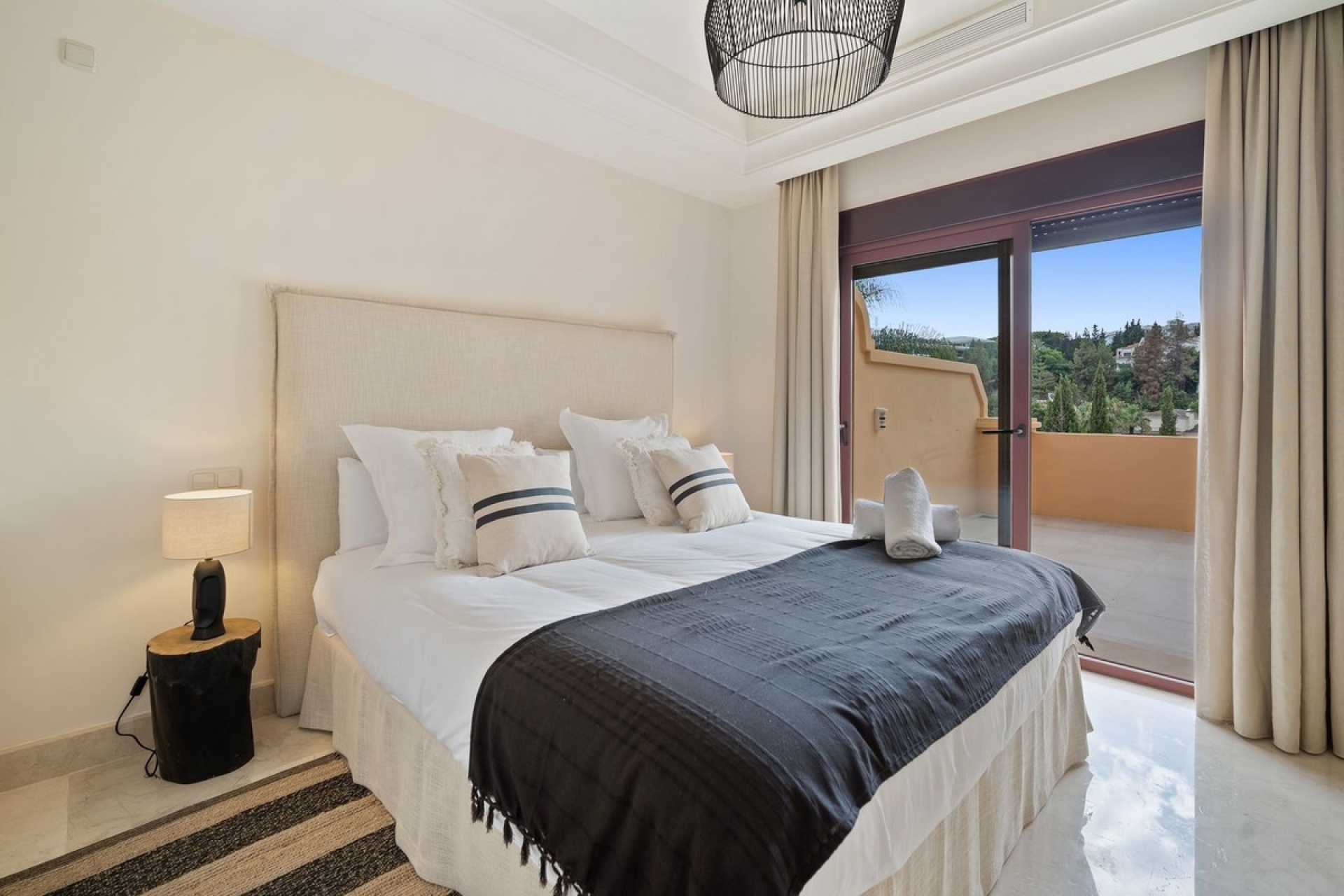 Rynek wtórny - Villa - Marbella - Puerto Banús