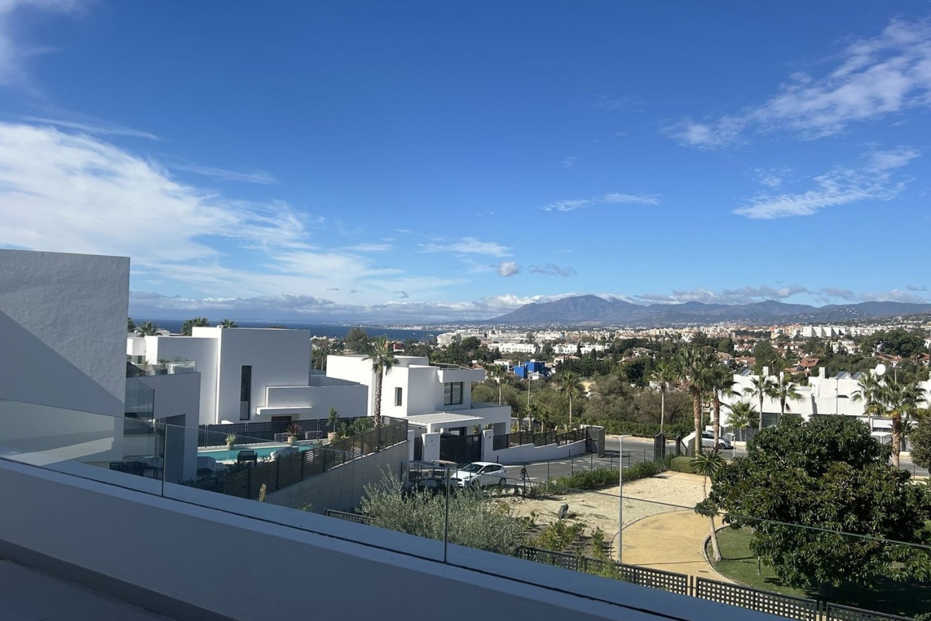Rynek wtórny - Villa - Marbella - Río Real