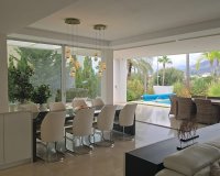 Rynek wtórny - Villa - Marbella - Río Real