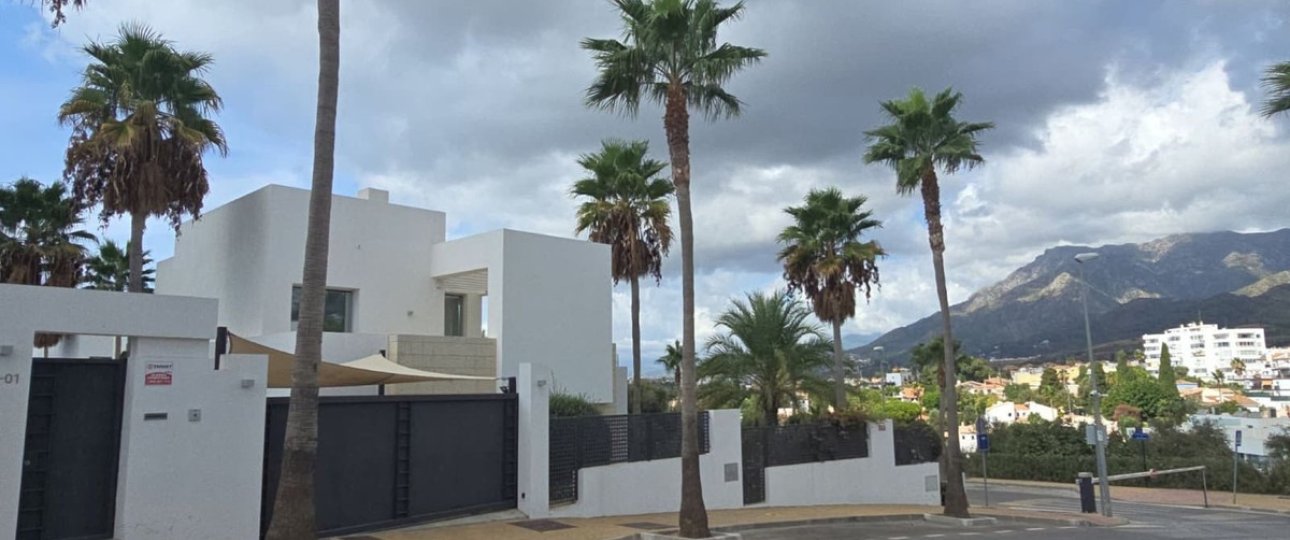 Rynek wtórny - Villa - Marbella - Río Real
