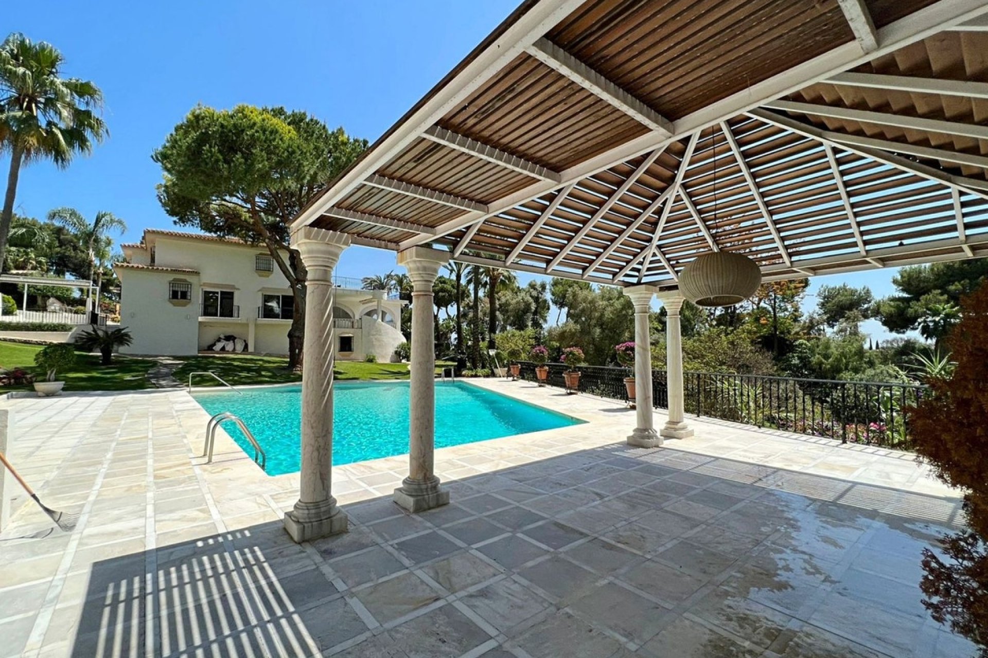 Rynek wtórny - Villa - Marbella - Río Real