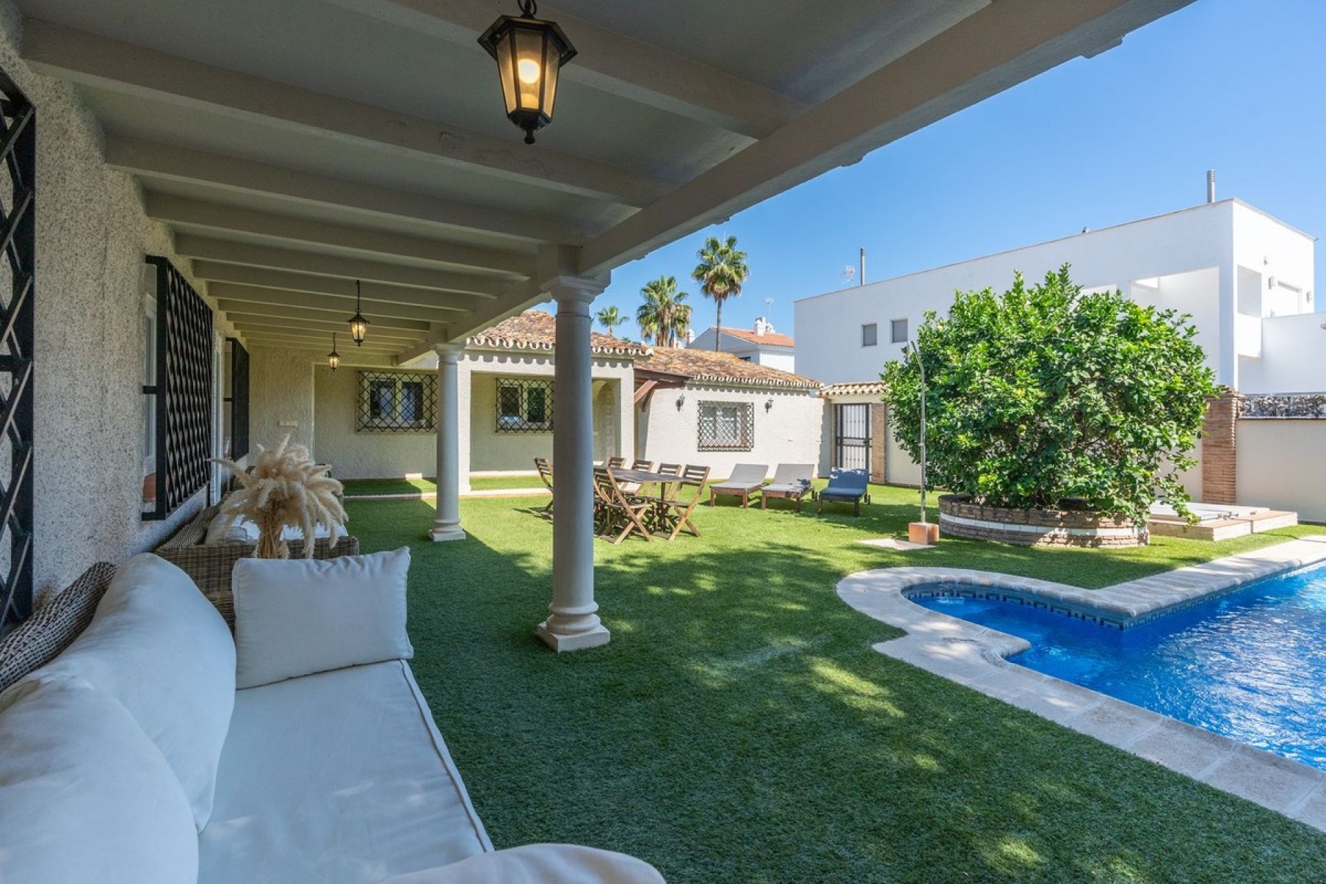 Rynek wtórny - Villa - Marbella - San Pedro de Alcántara