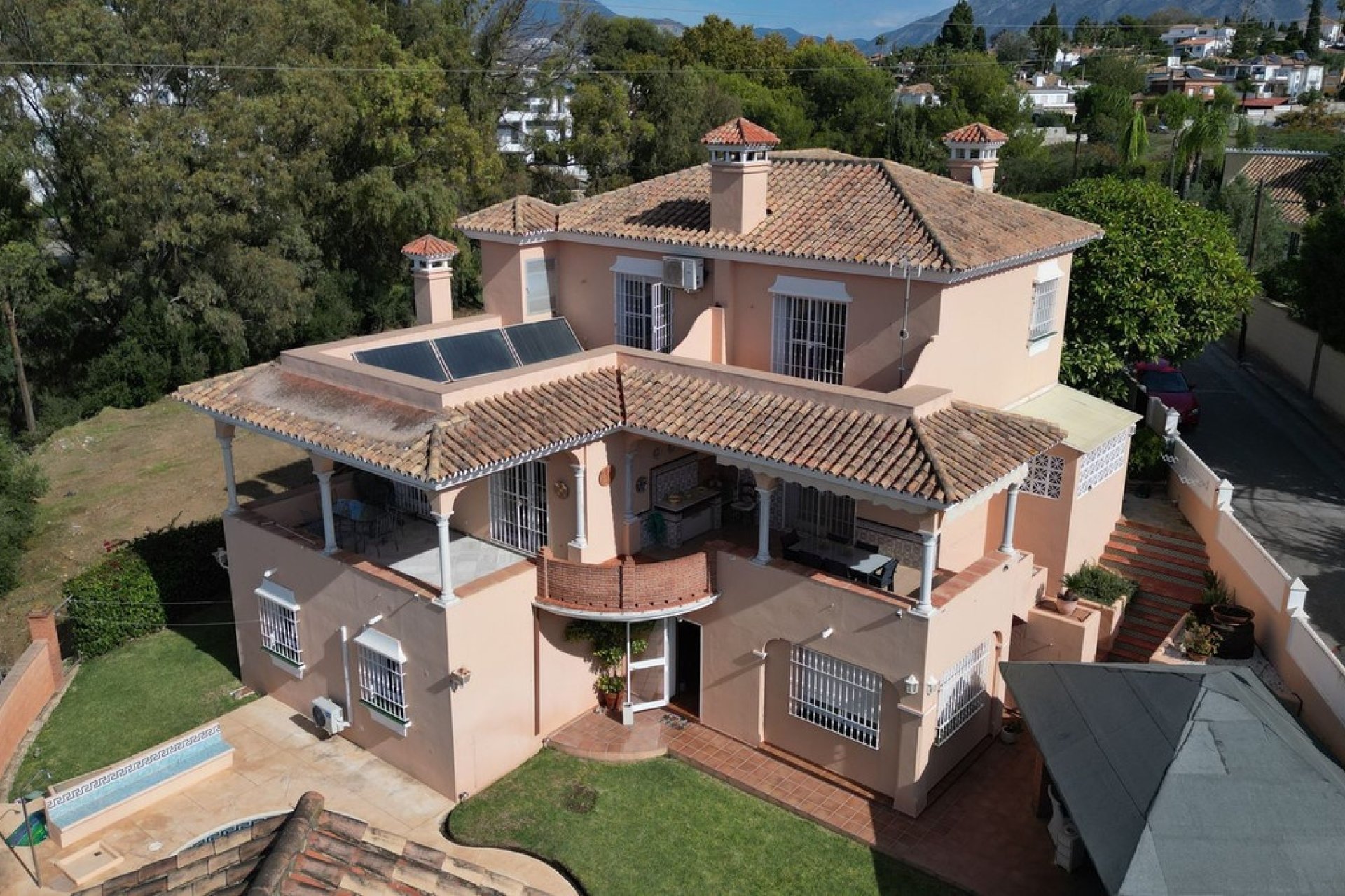 Rynek wtórny - Villa - Marbella - San Pedro de Alcántara